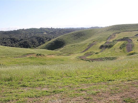 4th image of 74650 Interlake Rd