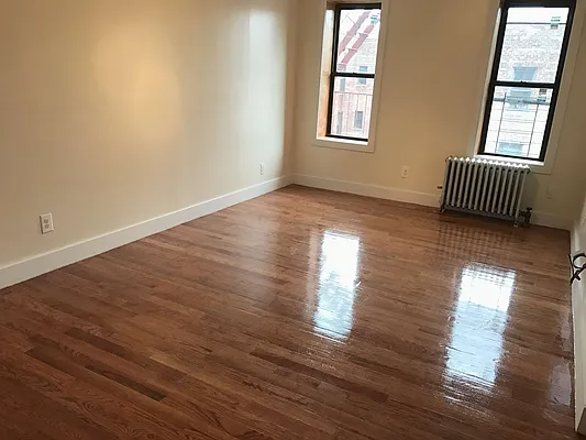 Rented by Zuz Realty | media 27