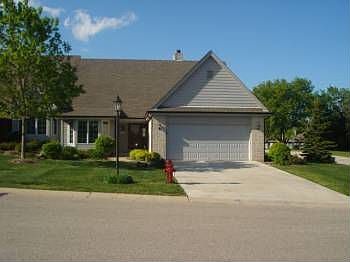 1st image of 19340 Stonehedge Dr