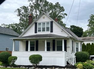 300 N 9th St, Lewiston, NY 14092