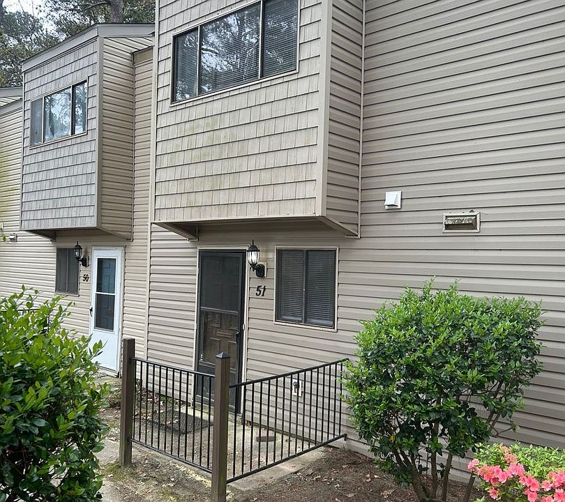 1st image of 240-51 Jamil Rd
