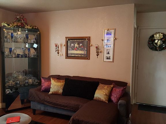 4th image of 5301 Silverheart Ave