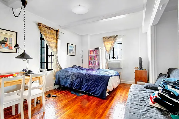 Sold by City Connections Realty | media 1