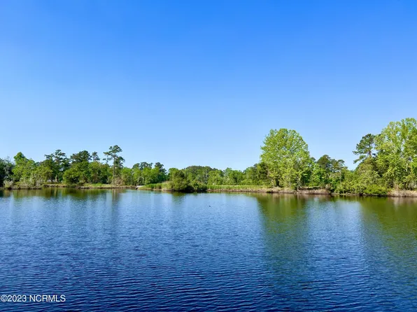 243 Highwood Lane, New Bern, NC 28562