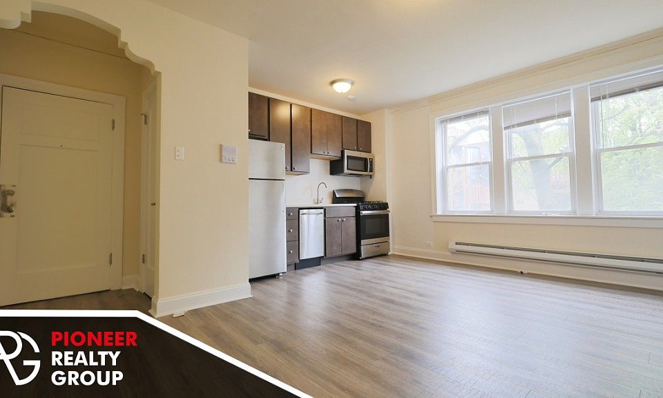 1st image of 2936 W Palmer St #2936209