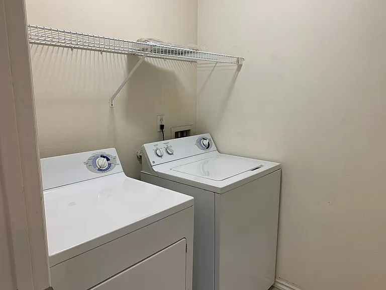 322 E Bellis Fair Pkwy #101 — Photo 10