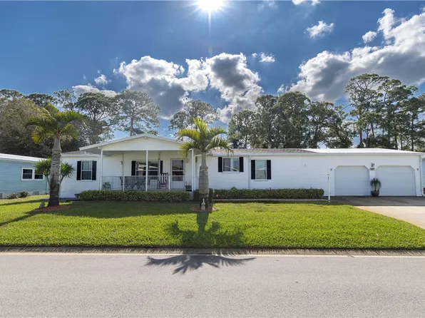 327 Papaya Cir, Barefoot Bay, FL 32976