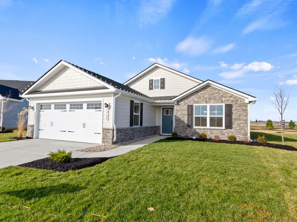 2140 Walnut Farm Dr, Whitestown, IN 46075