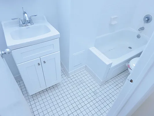 Rented by City & Suburban | media 28