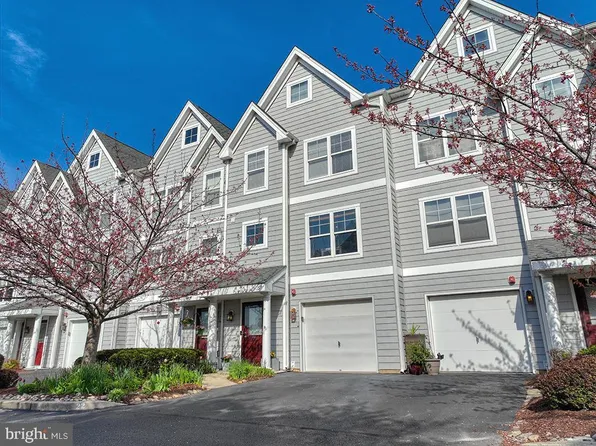 22 Canal Landing Ct, Rehoboth Beach, DE 19971
