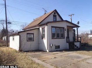 2563 Norman St, Melvindale, MI 48122