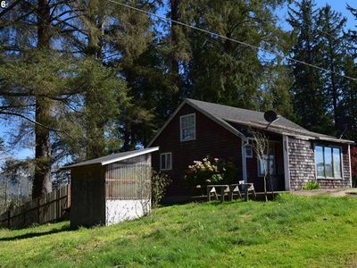 9075 12th St, Bay City, OR, 97107