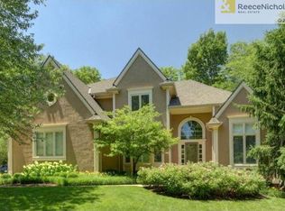 12604 Aberdeen St, Leawood, KS 66209