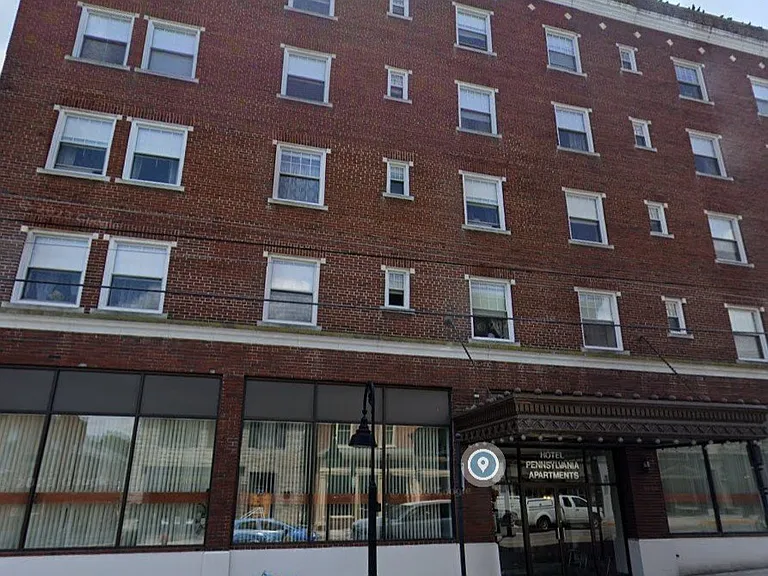 116 E Pitt St #116 — Photo 2
