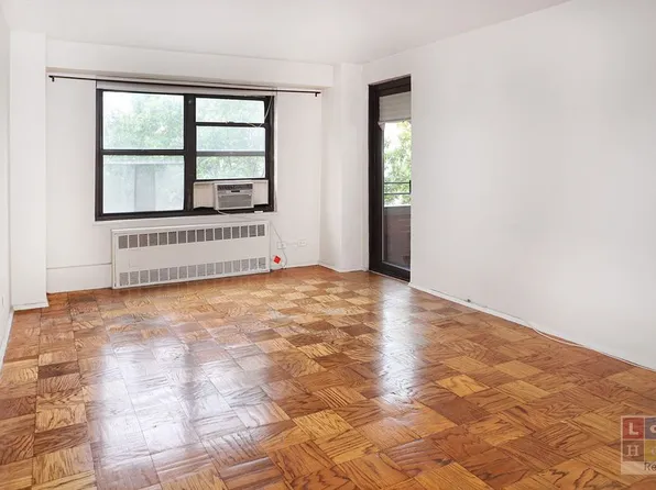 385 Grand Street image 1 of 7