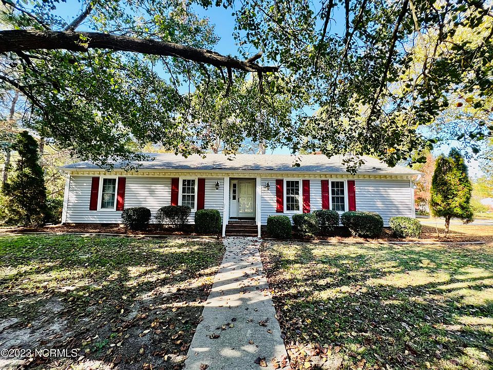 1st image of 2411 Bluebird Lane