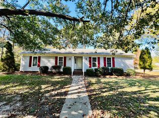 2411 Bluebird Ln, Greenville, NC 27858