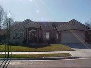 1429 Hawthorn St, Lemoore, CA 93245