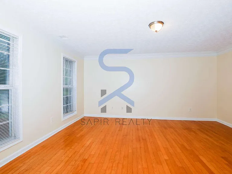 9036 Ashton Rd — Photo 3