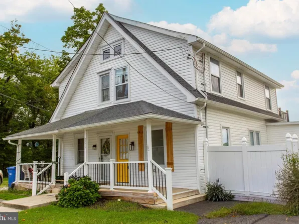 2017 Barnsboro Good Intent Rd, Blackwood, NJ 08012