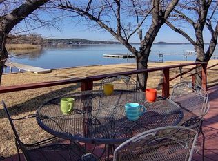 2039 Harris Dr, Graford, TX 76449