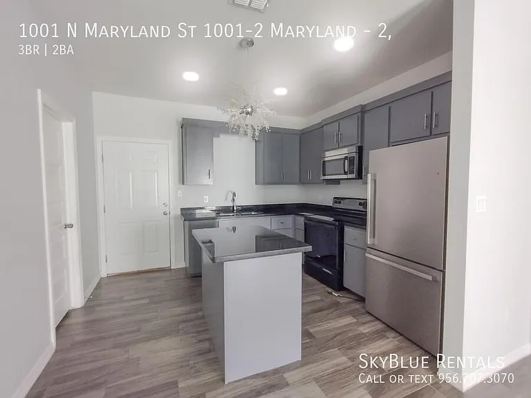 1001 N Maryland St #2 — Photo 3
