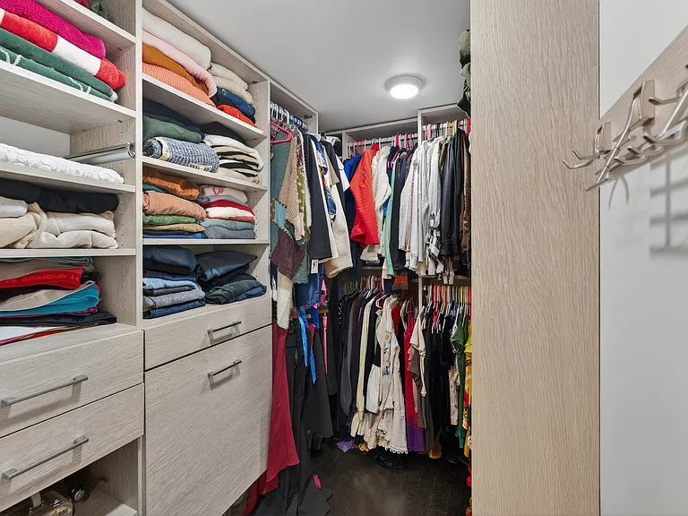 12 Hereford St #2 — Photo 20
