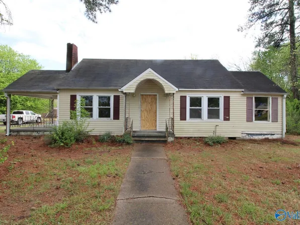 910 Guntersville Rd, Arab, AL 35016
