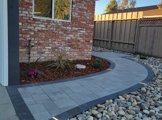 1785 Reinelt Ave, Santa Cruz, CA 95062