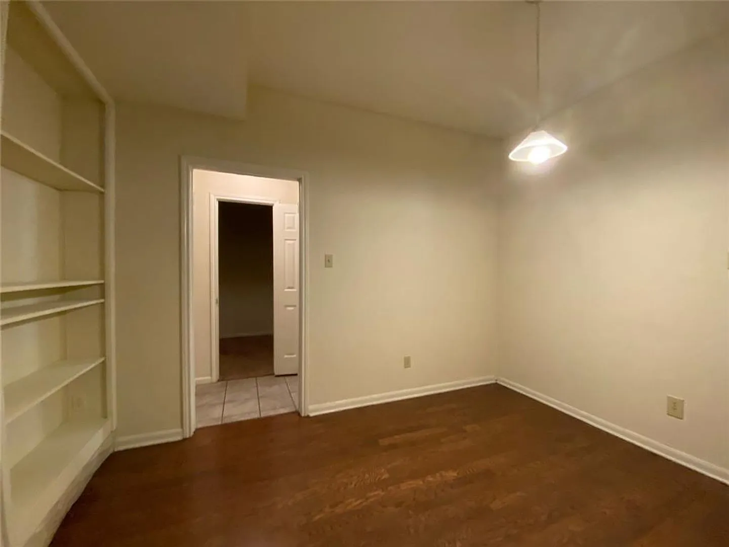 Available August: 2 bed/ 2 bath W Campus Condo — Photo 4