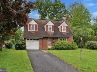 402 Willow Rd, Oreland, PA 19075