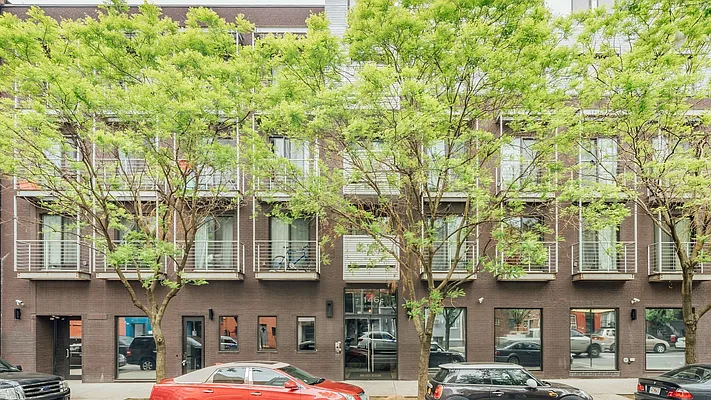 Rented by Nooklyn NYC LLC | media 74