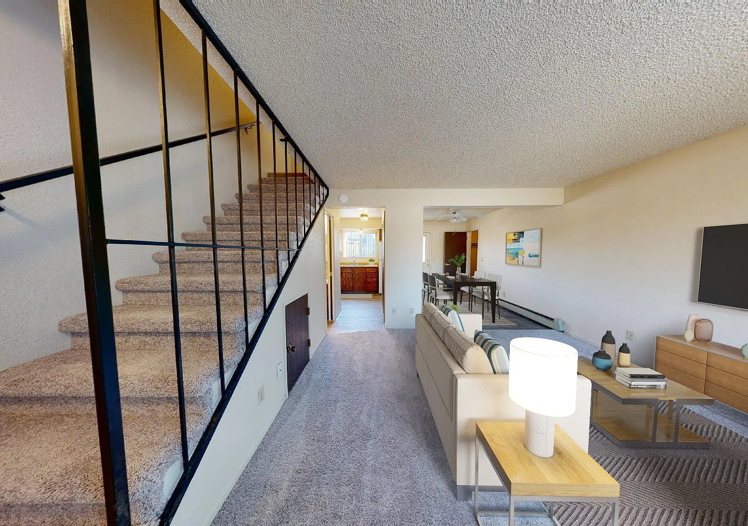 Oak Manor & Angel Street — Photo 4