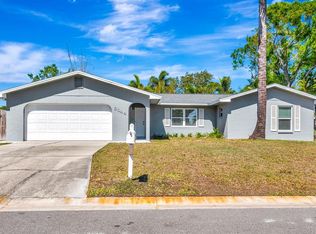 3044 Golden Rain Dr, Sarasota, FL 34232