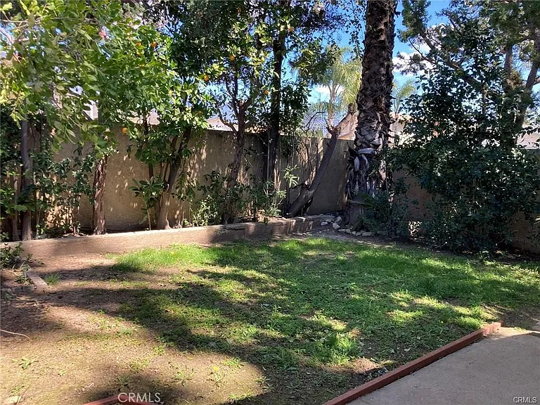 9934 La Vine St — Photo 46