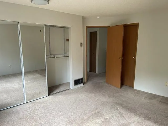 609 S 222nd St #101 — Photo 12