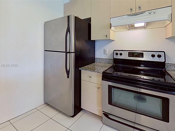 5th image of 2549 Centergate Dr APT 104