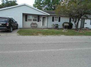 1010 1st St NW, Linton, IN 47441