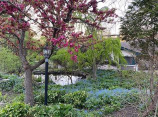 3421 Spring Rd, Oak Brook, IL 60523