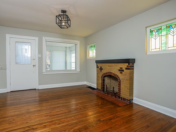 2nd image of 5909 Hampton Ave