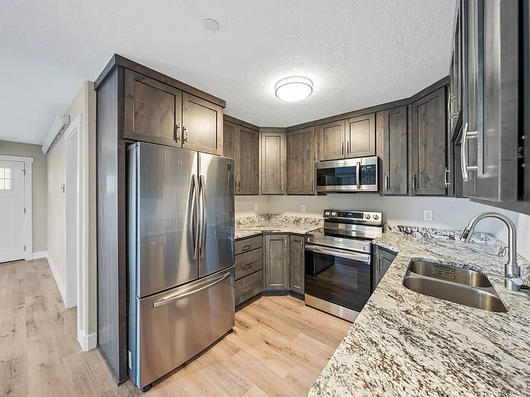 205 Lakewood Rd #2B — Photo 6