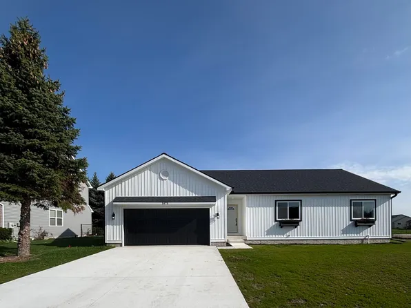 1475 Wexford Dr, Mount Pleasant, MI 48858