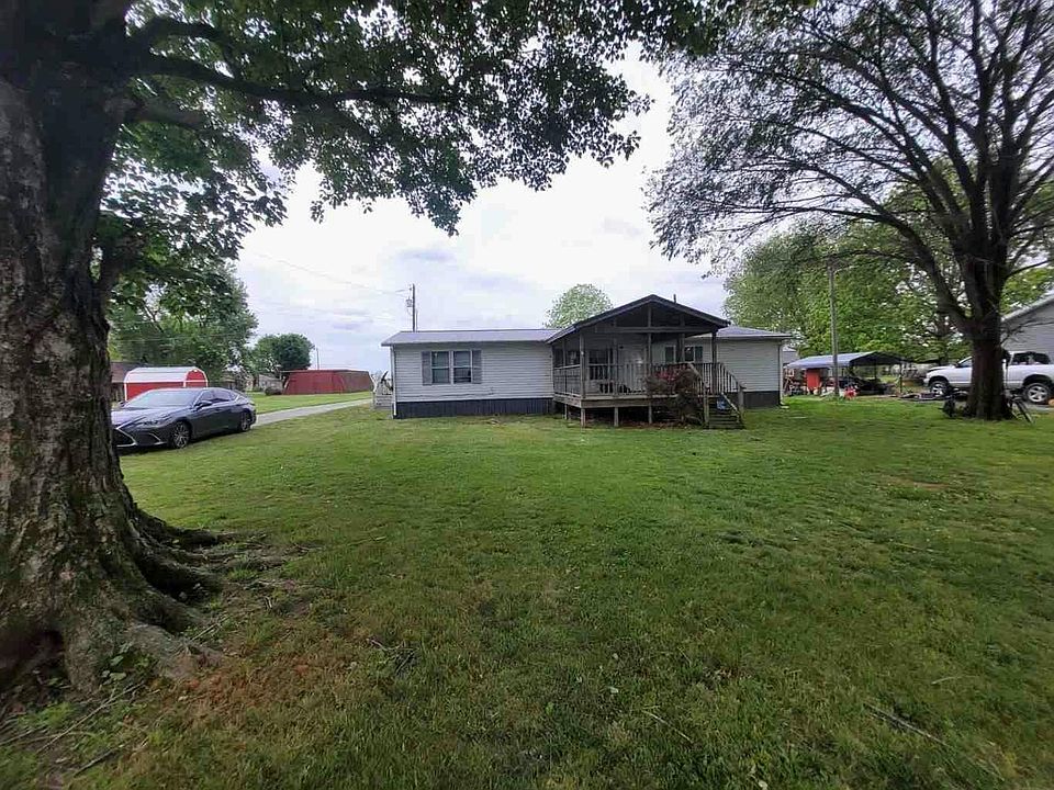 1st image of 128 Chapel Hill Rd