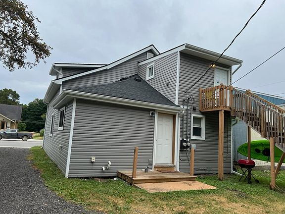 3rd image of 62 N Washington St
