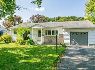 201 Verstreet Dr, Rochester, NY 14616