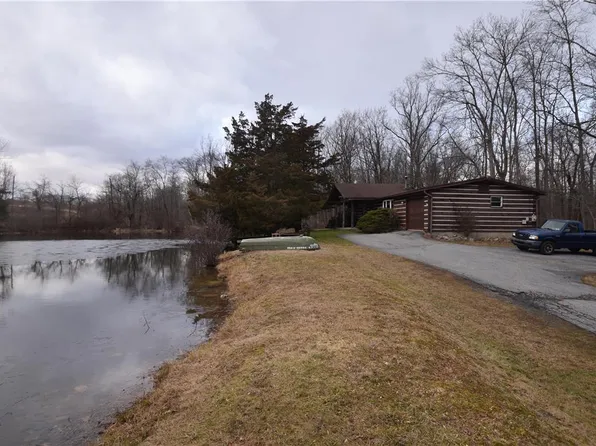 224 Meyer Rd, Nazareth, PA 18064