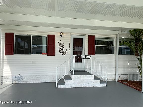 2nd image of 4659 Goldfinch Ln #D-11