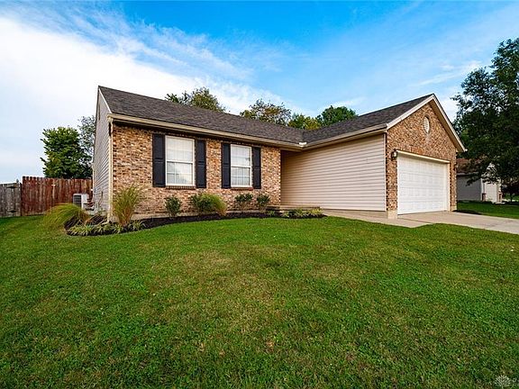 2nd image of 151 Clearbrook Dr