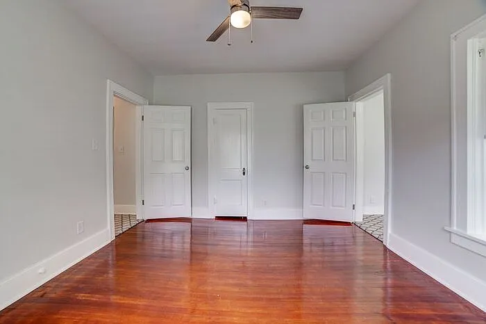 1155 N Main St — Photo 16