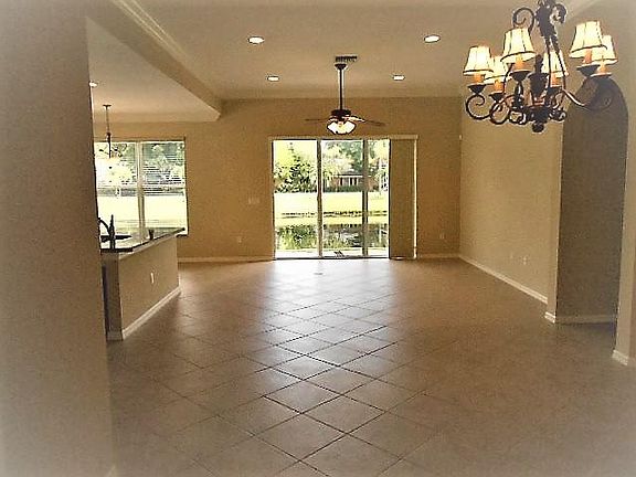 3rd image of 5548 American Cir
